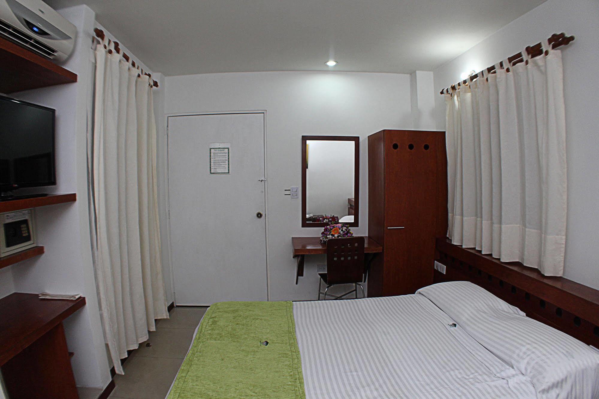 Hotel Imbanaco Cali Bagian luar foto